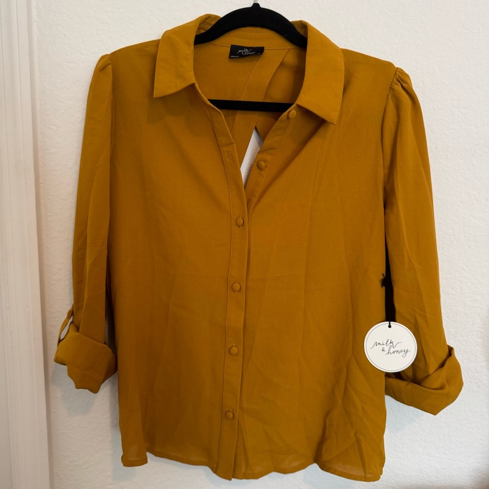 NWT MILK & HONEY Long Sleeve Blouse - Size Medium